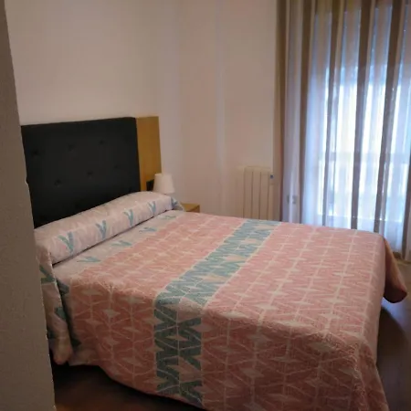 Ferienwohnung Manolo Piso Portomarin Exterior foto